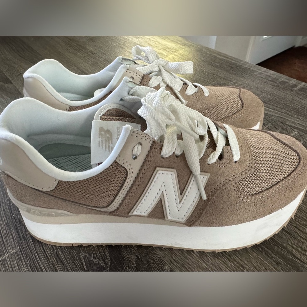 New Balance 574+ Driftwood Timberwolf Women’s Athletic Shoes Size 8